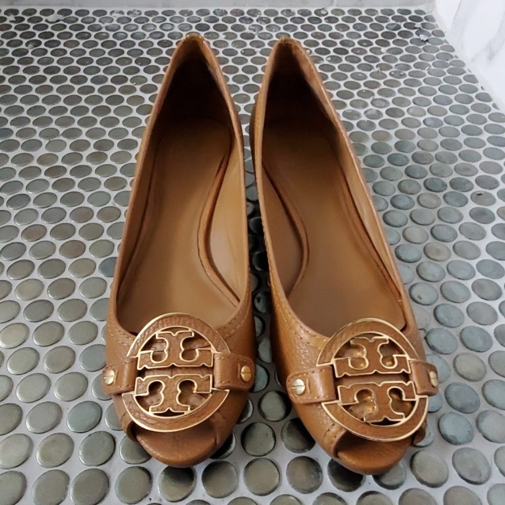 Tory Burch Royal Tan Amanda Demi Peeptoe Wedges
